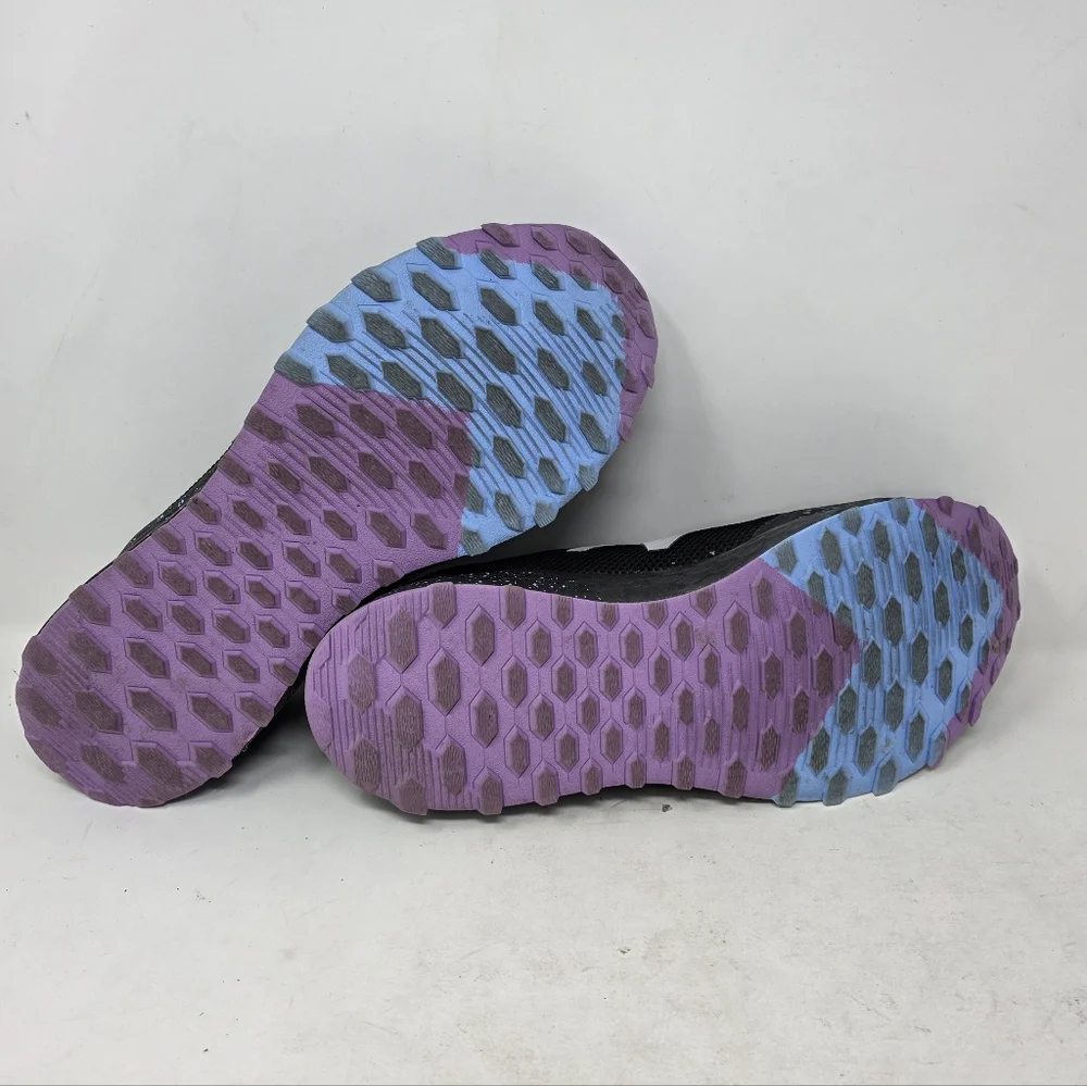 New Balance Tarisk1 Black and Purple Athletic Shoes Women's Size 11